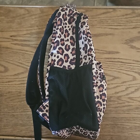 Cheetah Leopard Animal Print Nylon Laptop Backpack main image 2